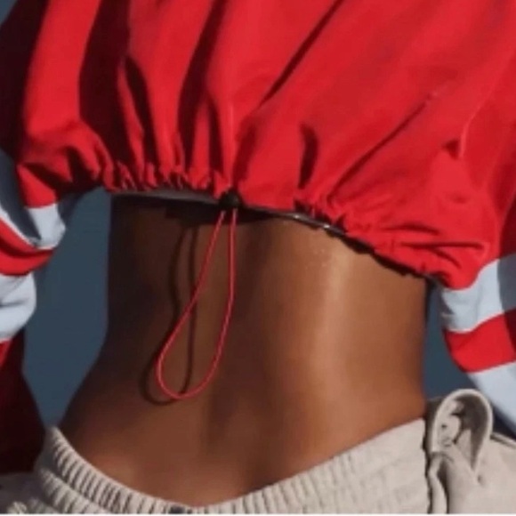 Free People Movement Swift Windbreaker Bolero Varsity Red/Sky One Size NWOT - Picture 2 of 5